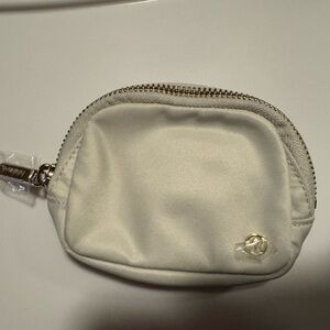 NWT - Lululemon Everywhere Belt Bag Nano